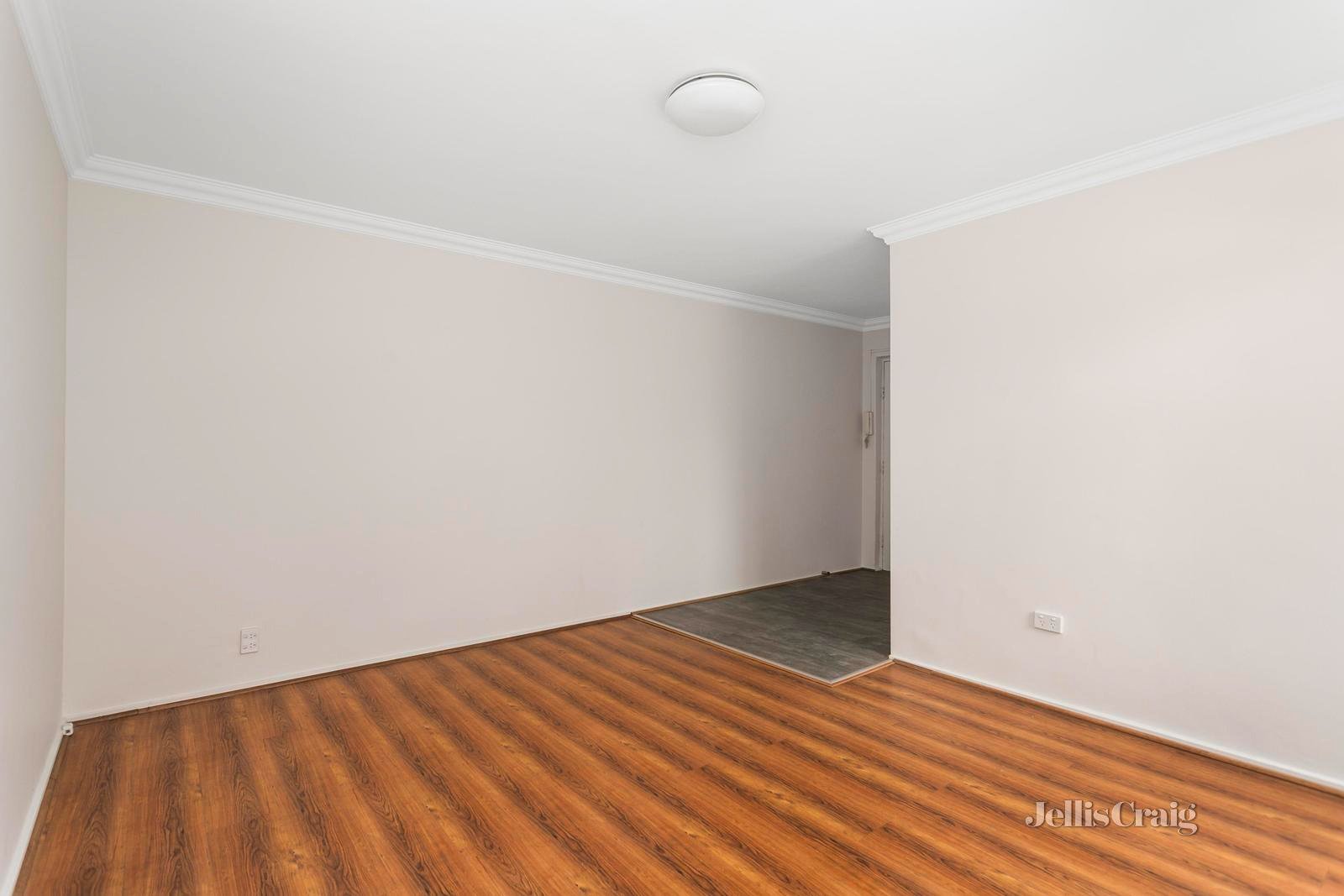 14/99 Melbourne Road, Williamstown image 7