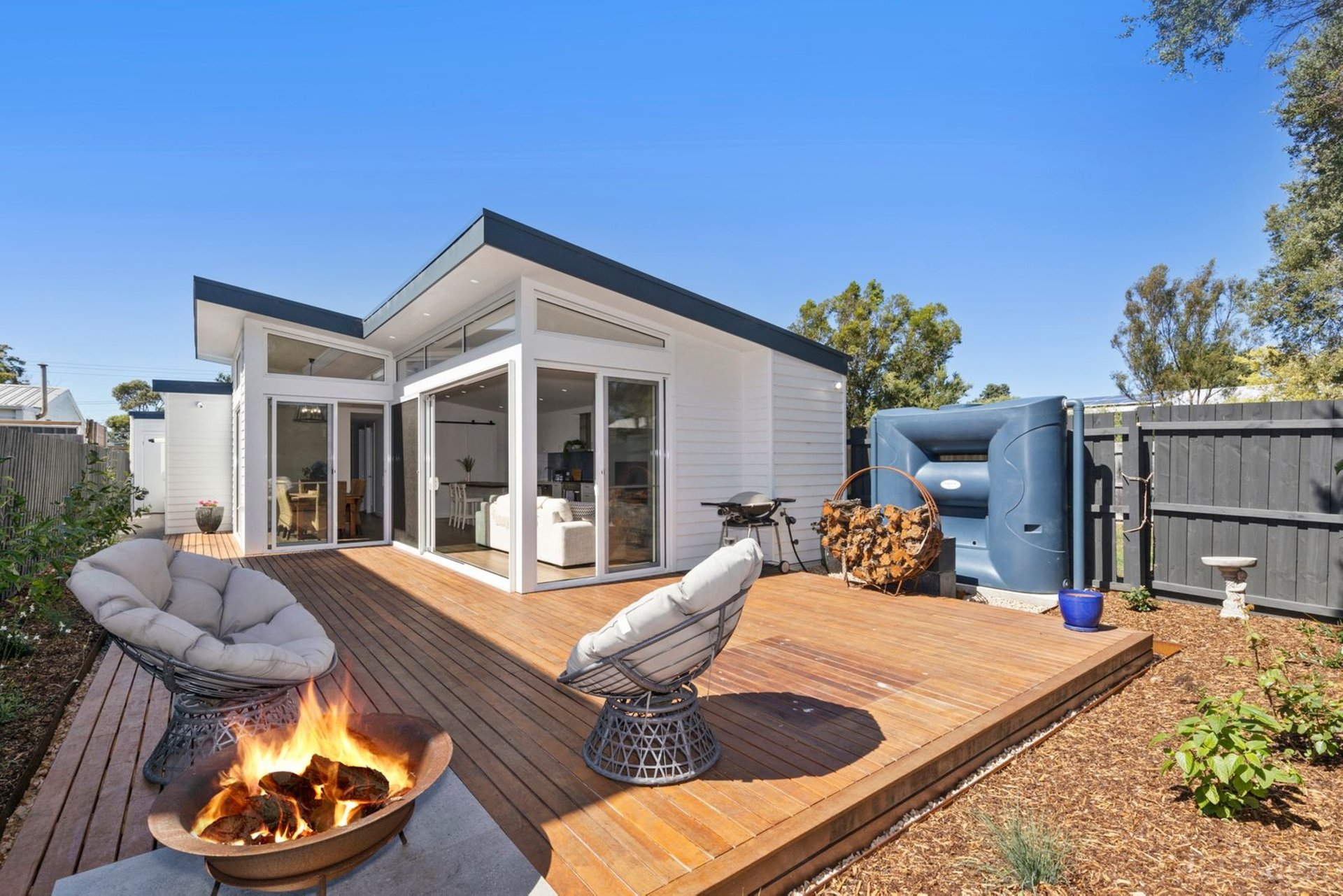Property Gallery Thumbnail 8