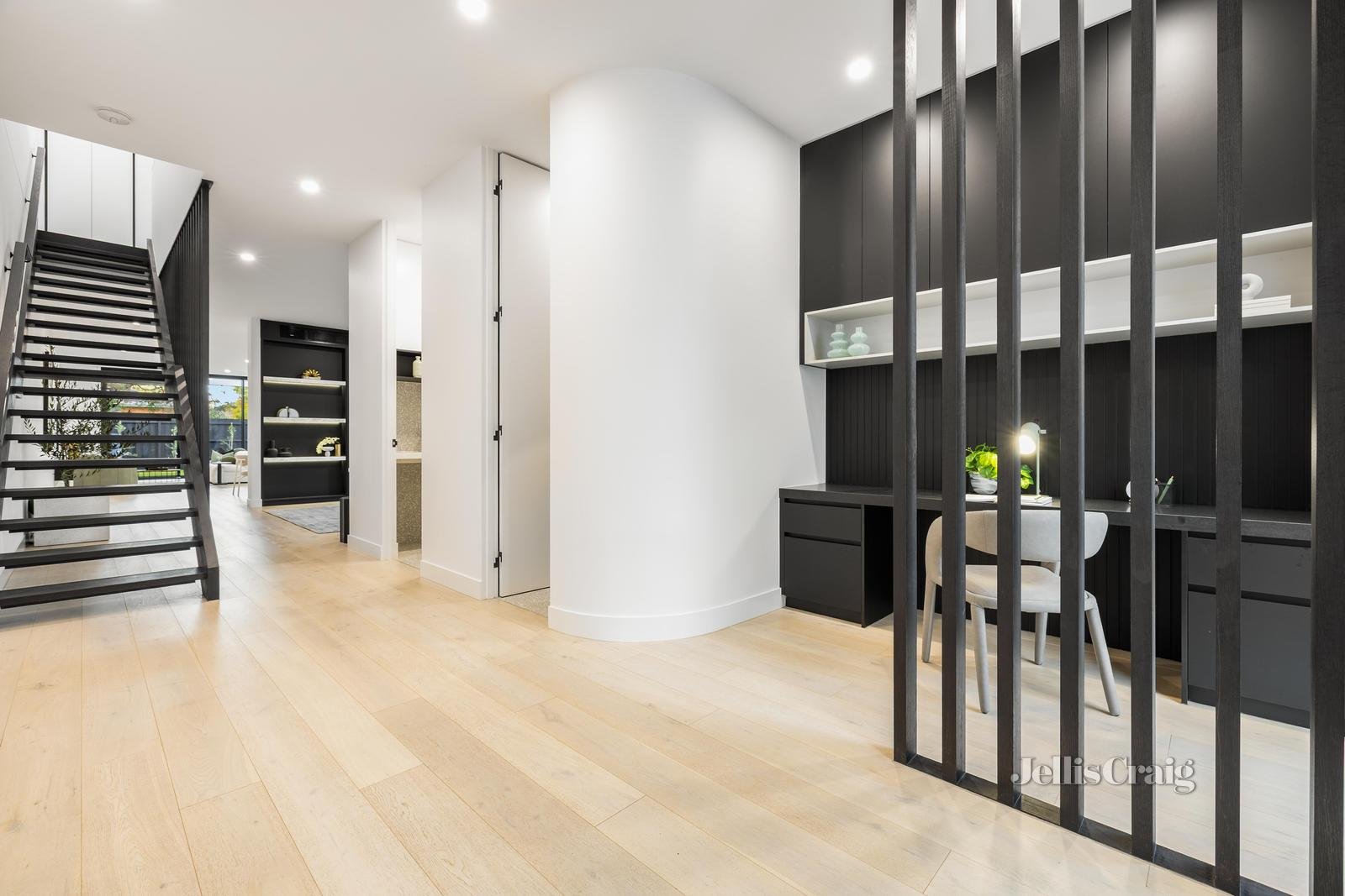 14a Geel Street, Bentleigh image 2