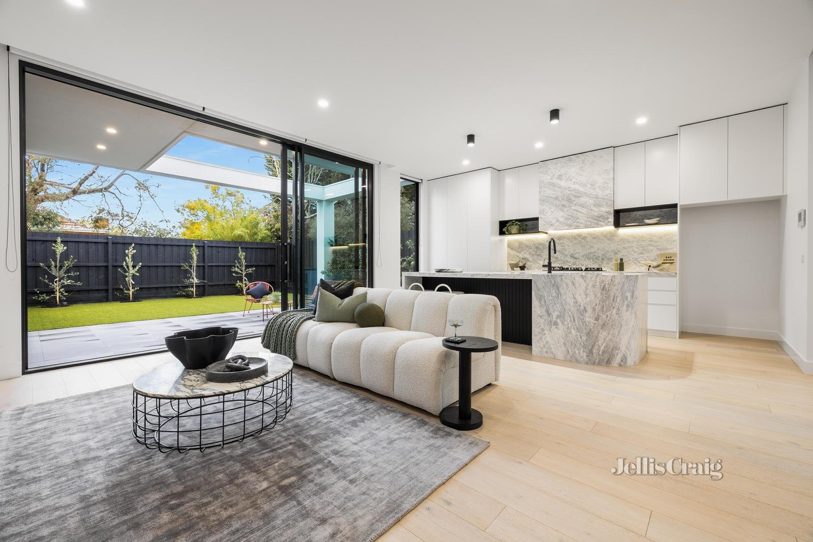 14a Geel Street, Bentleigh image 3