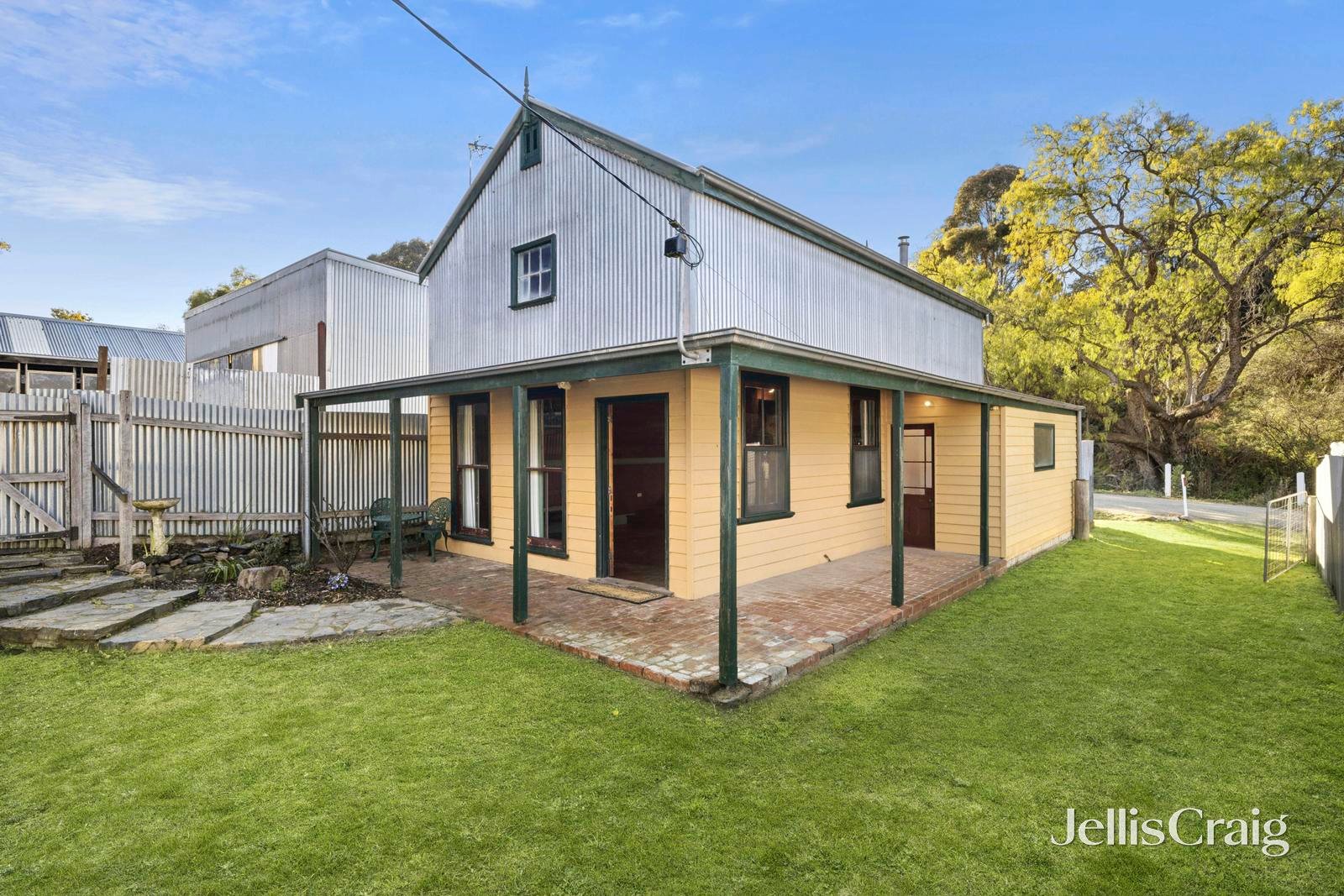 14A High Street, Maldon image 1