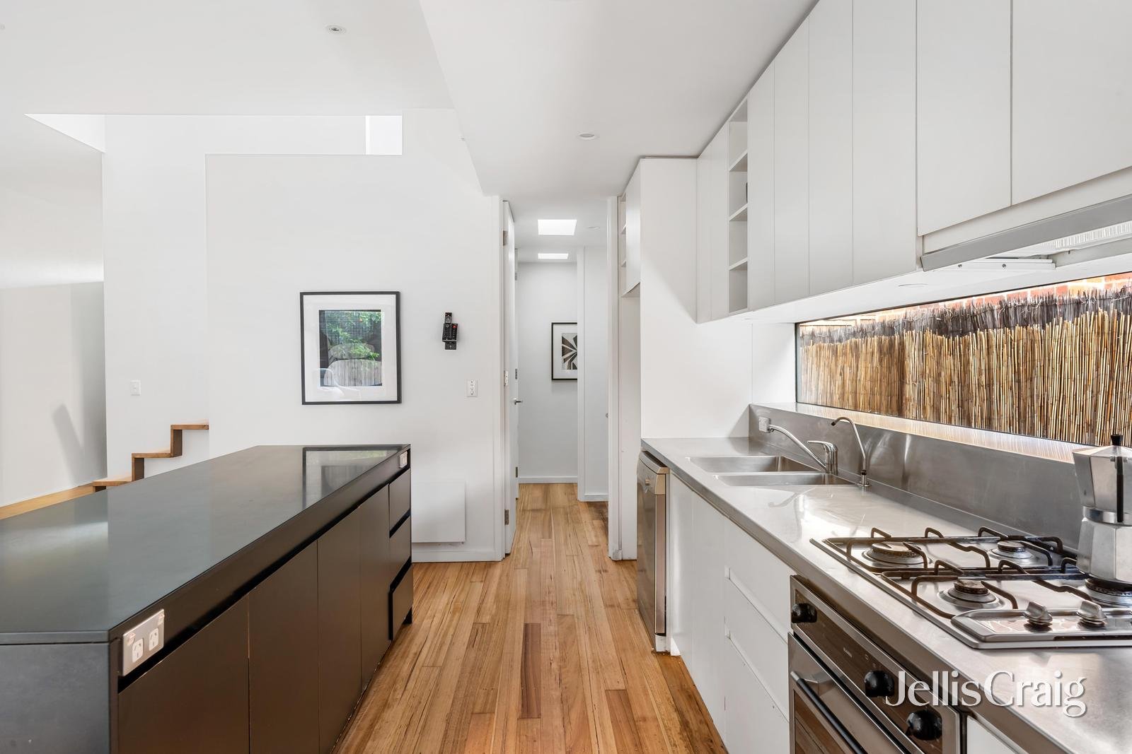 14A Irymple Avenue, St Kilda image 5