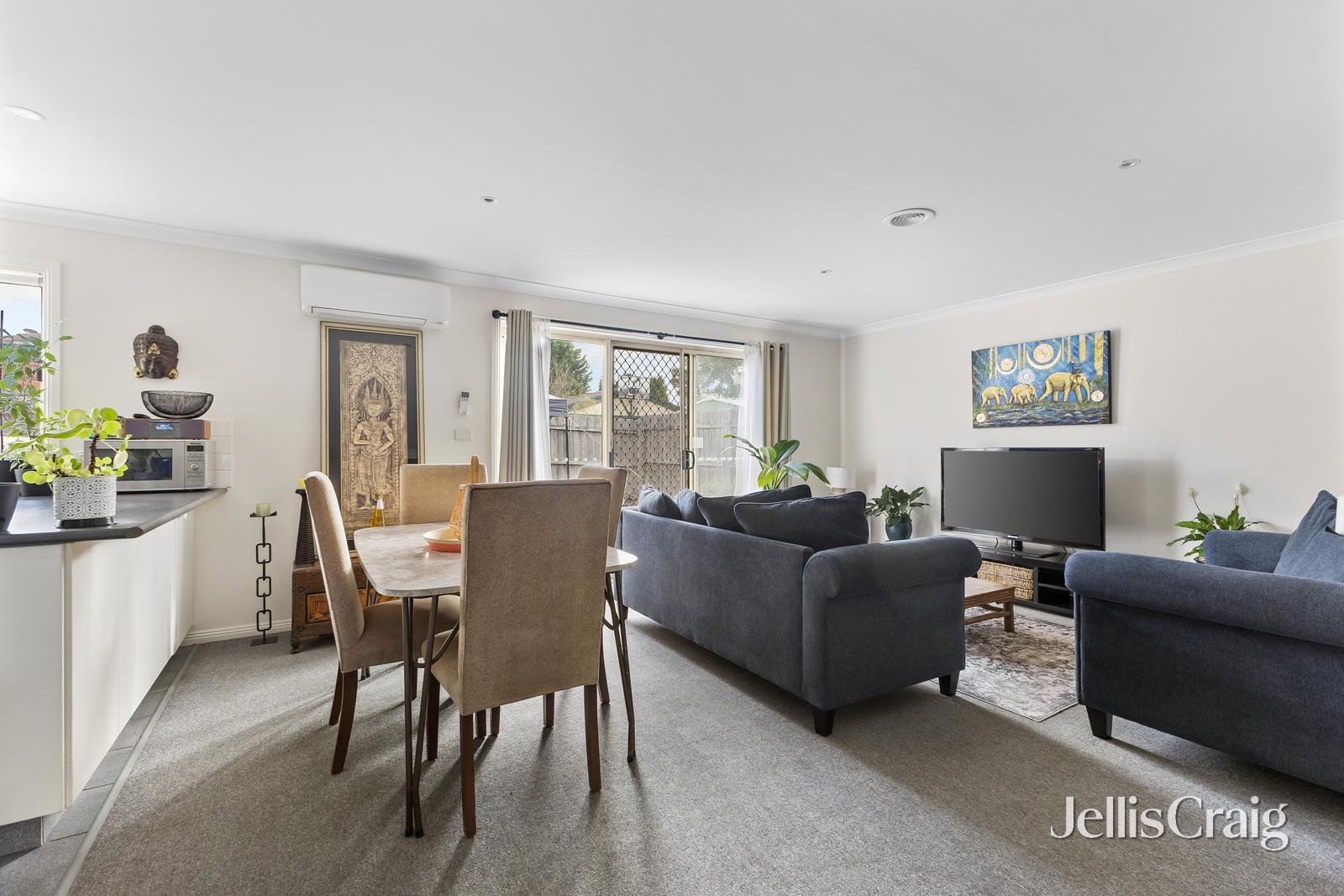 1/4A Luke Street, Reservoir image 3