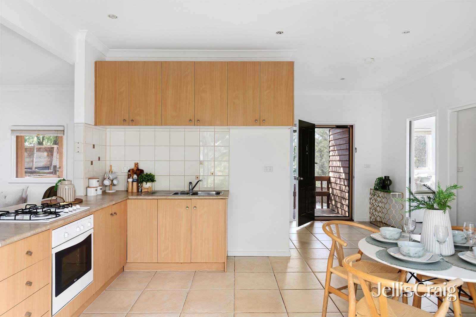 14A Milton Way, Hurstbridge image 3