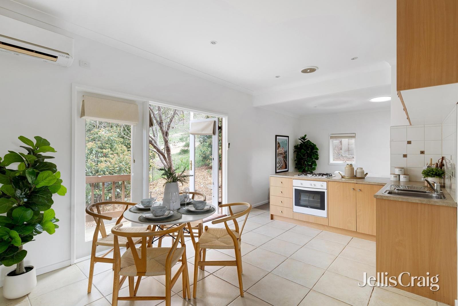 14A Milton Way, Hurstbridge image 4