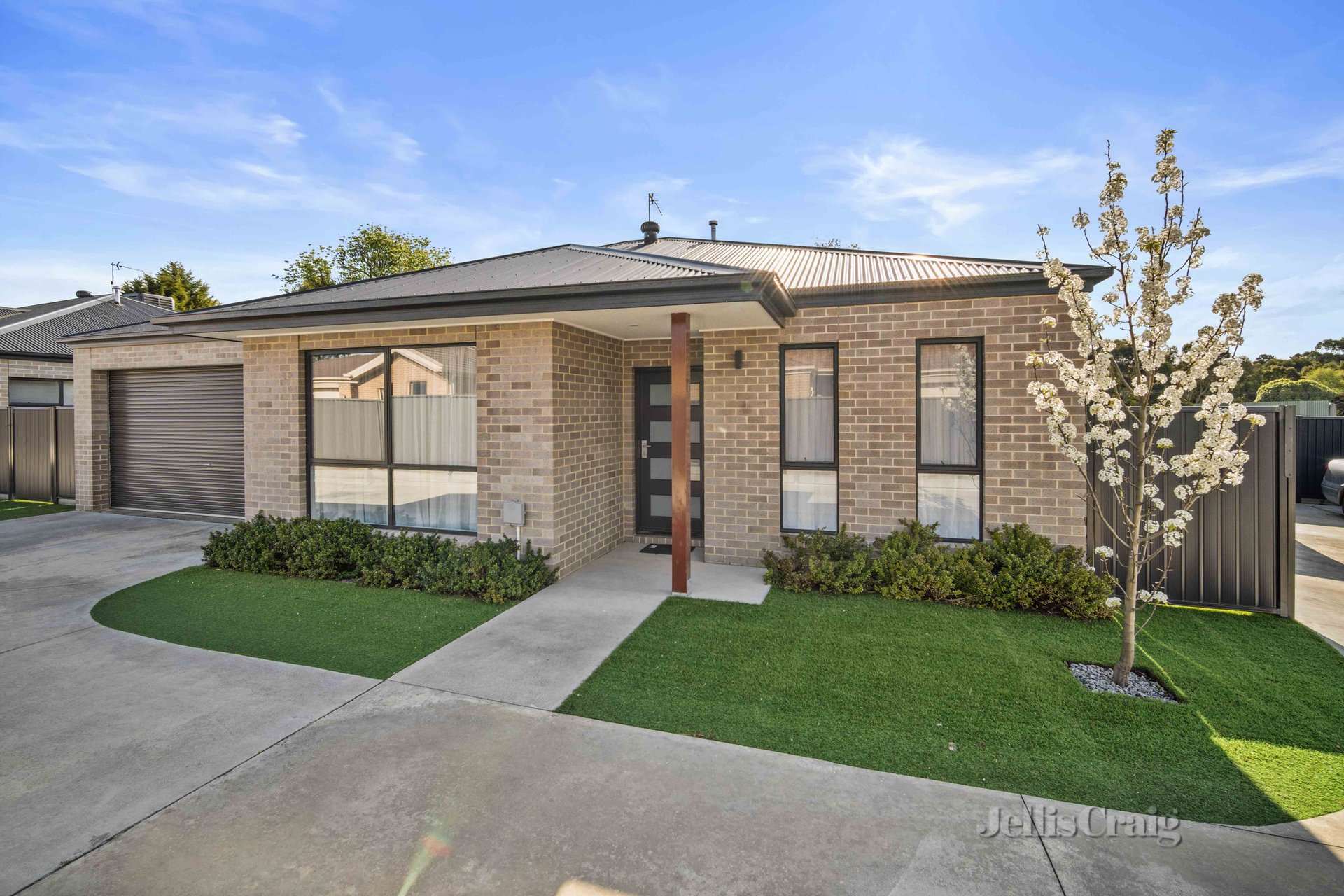 1/4A Reid Street, Brown Hill image 1