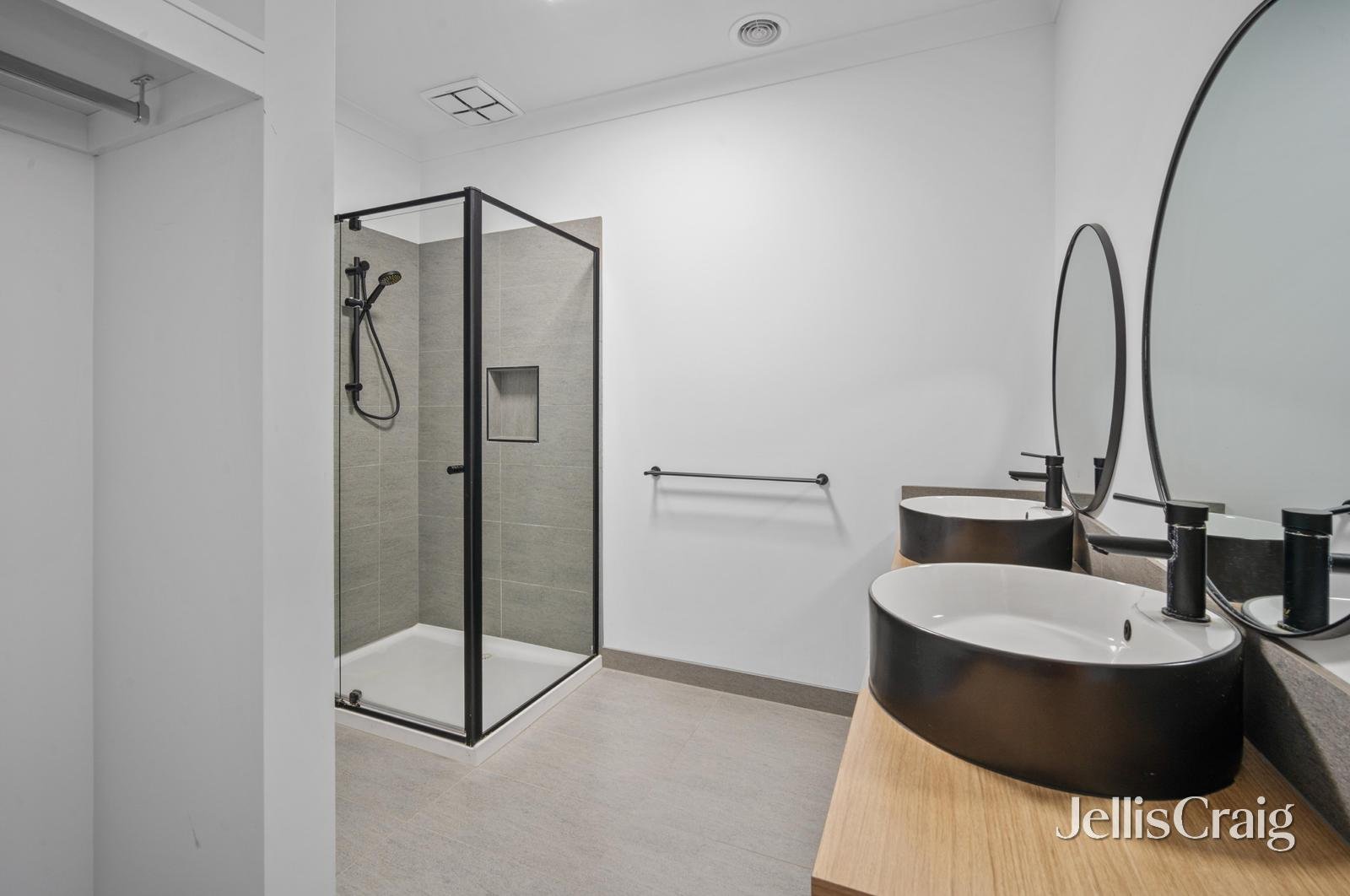 1/4a Reid Street, Brown Hill image 4