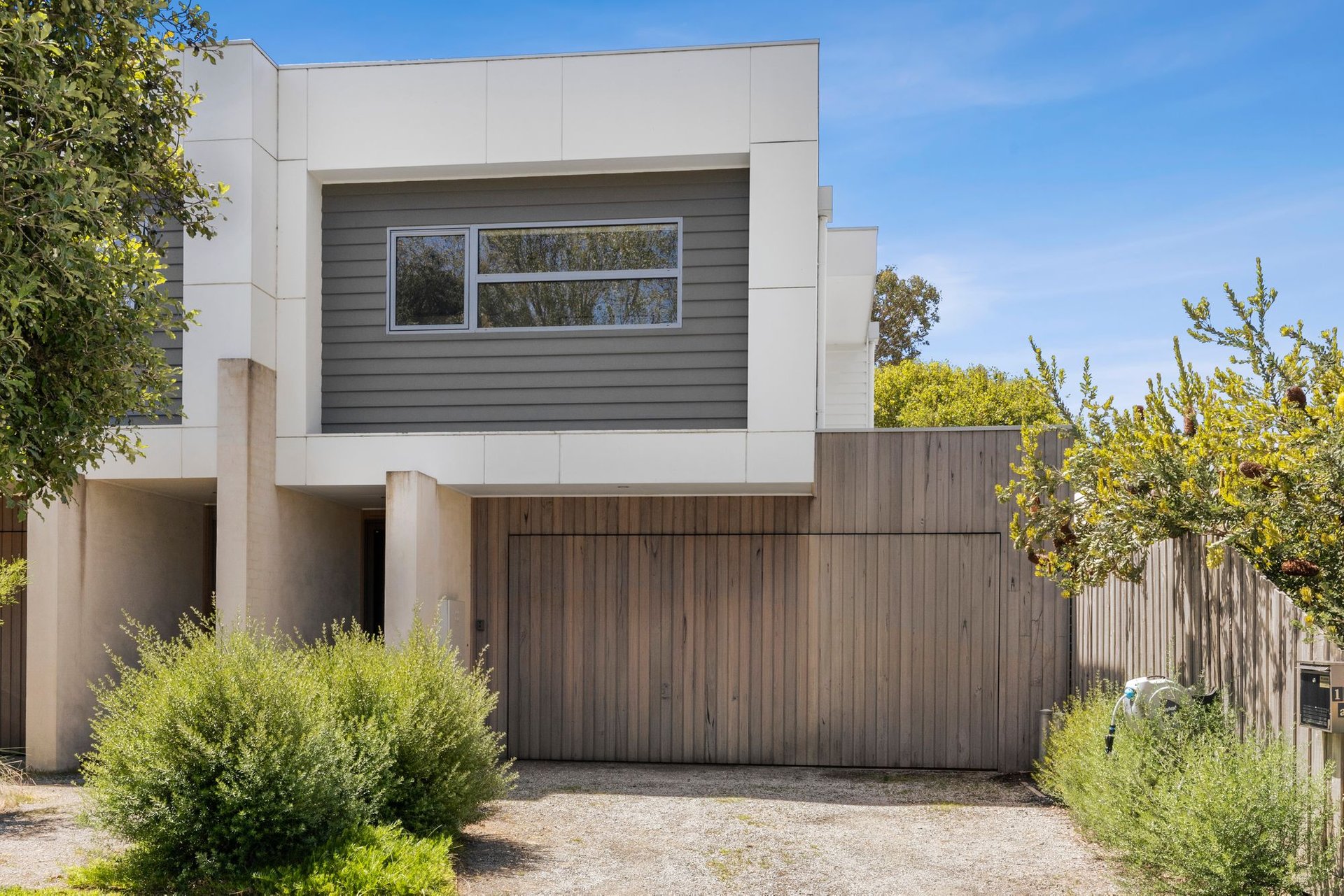 Property Gallery - Main Image