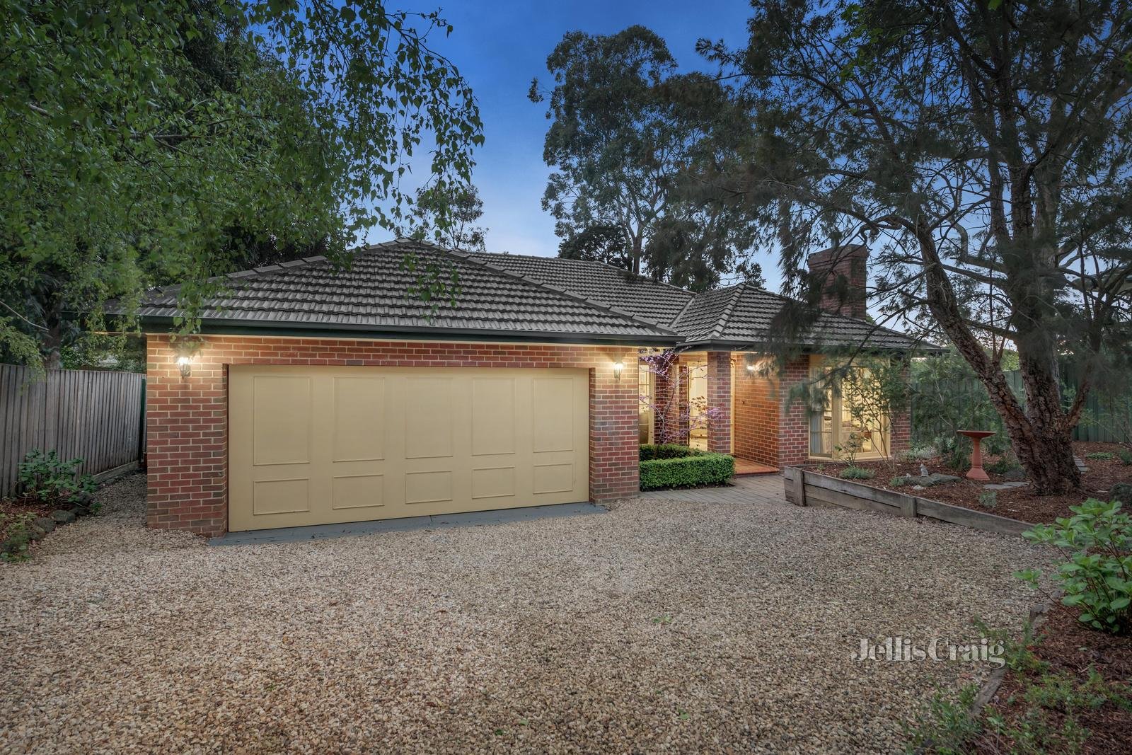 14A Wolseley Crescent, Blackburn image 1