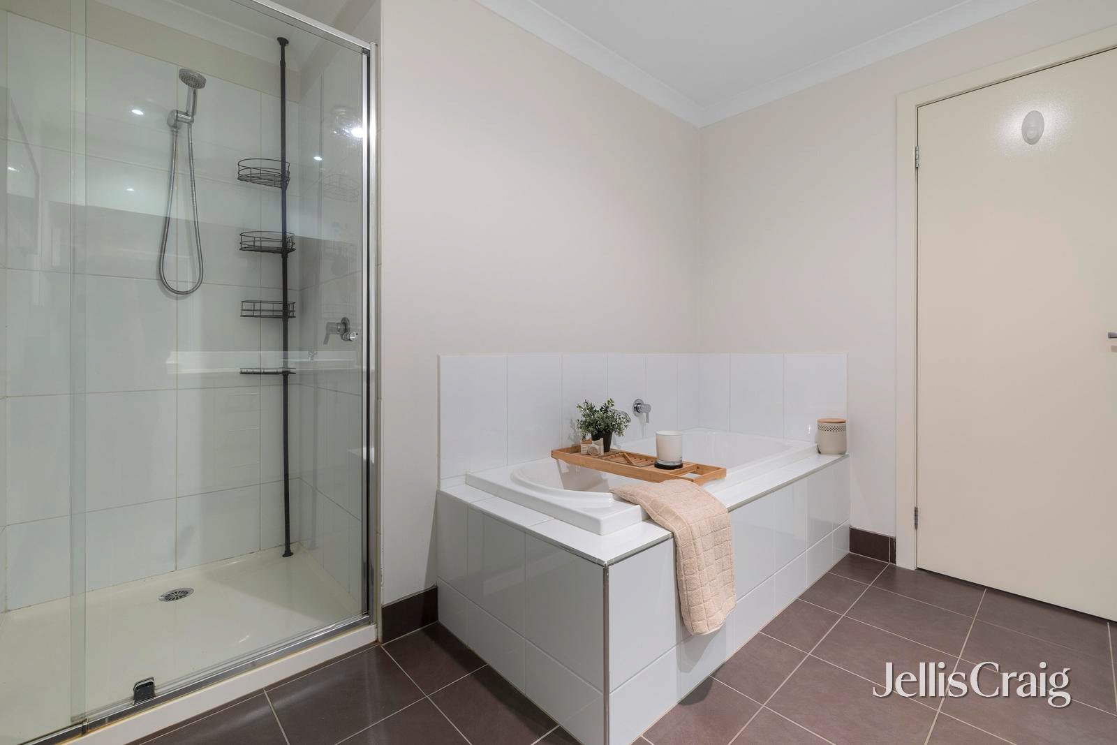 14a Zina Grove, Mooroolbark image 13
