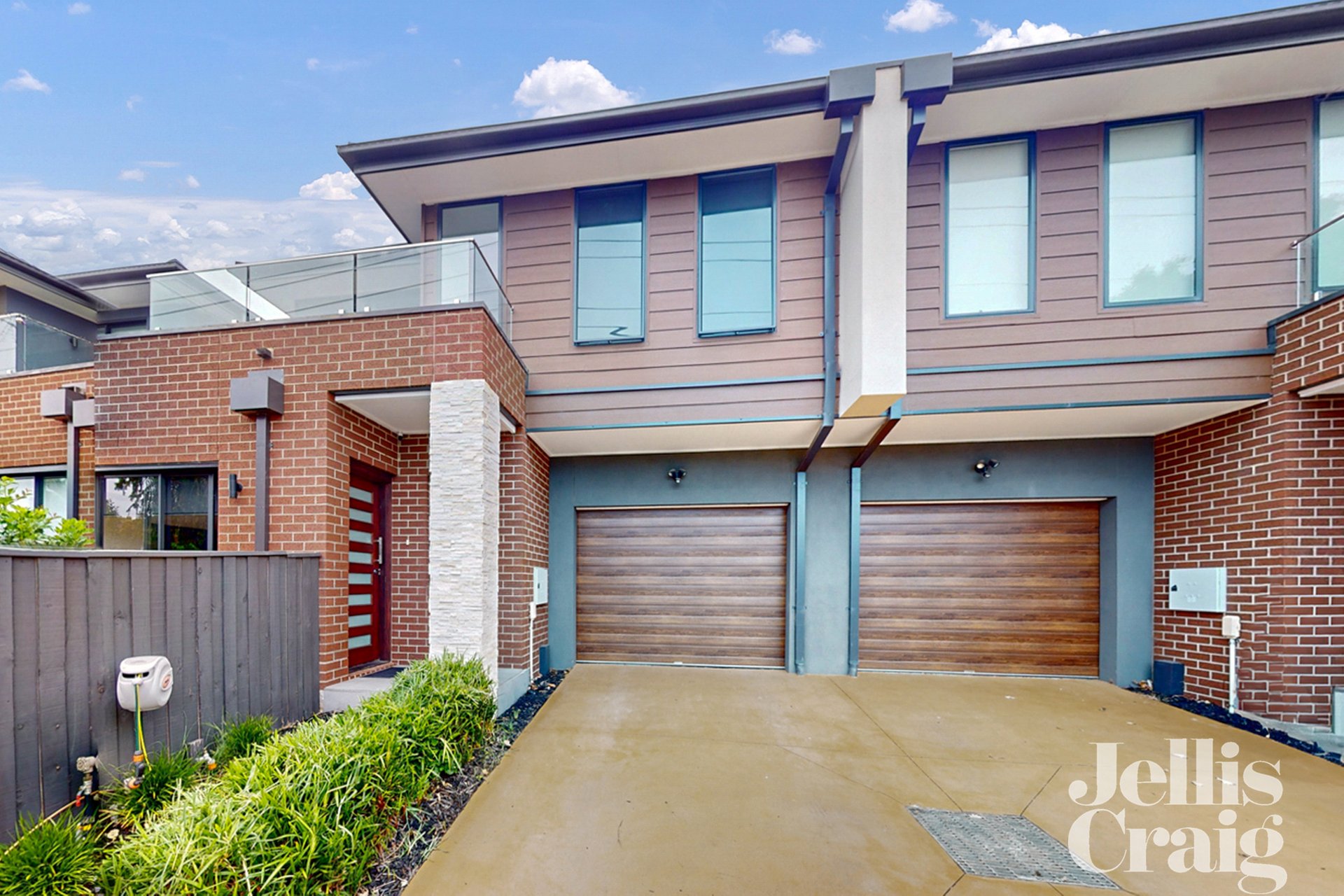 14b Castles Road, Bentleigh image 1