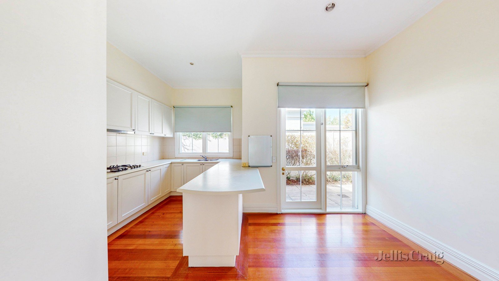 14B Devorgilla Avenue, Toorak image 3