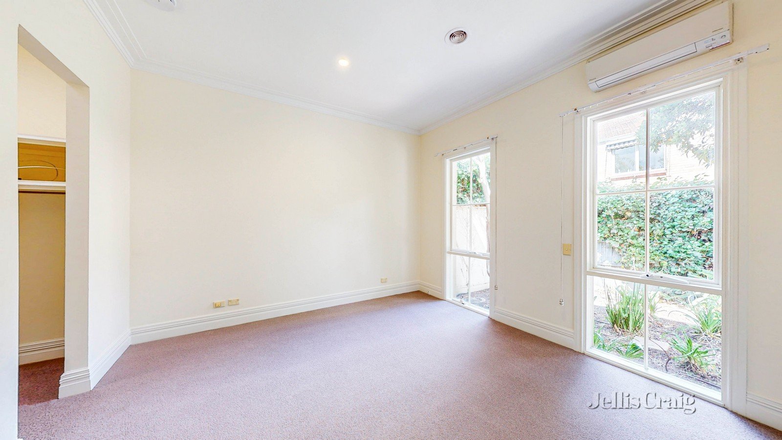 14B Devorgilla Avenue, Toorak image 8