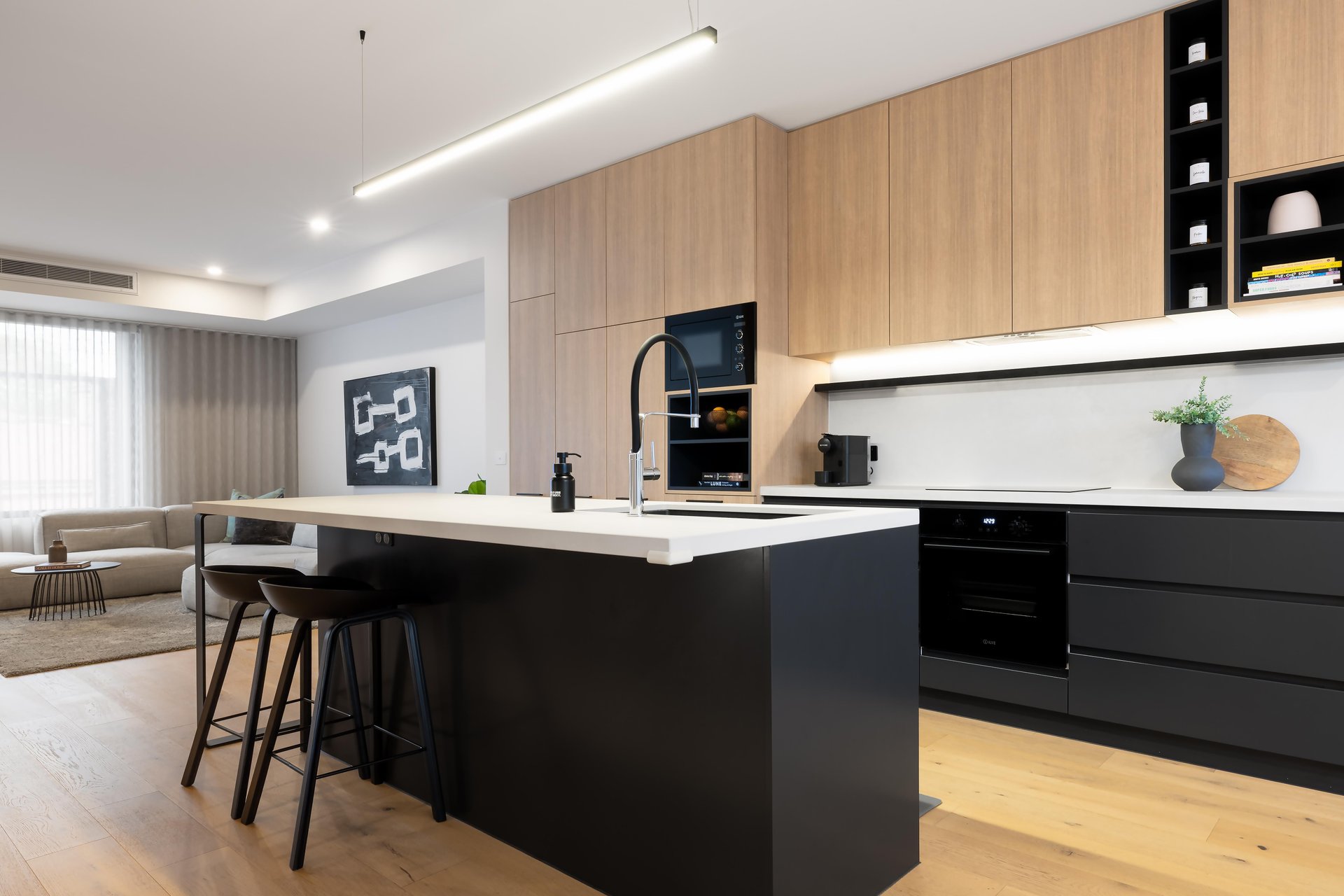 14B Hardy Street, Brunswick image 2