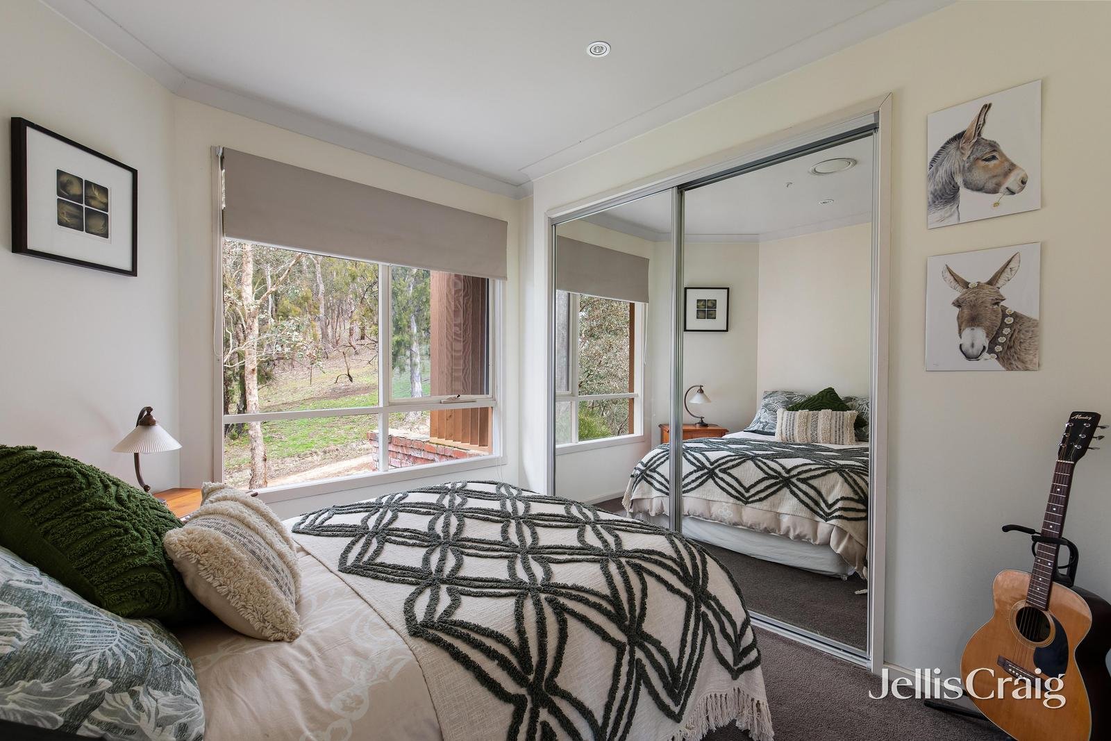 14B Milton Way, Hurstbridge image 9
