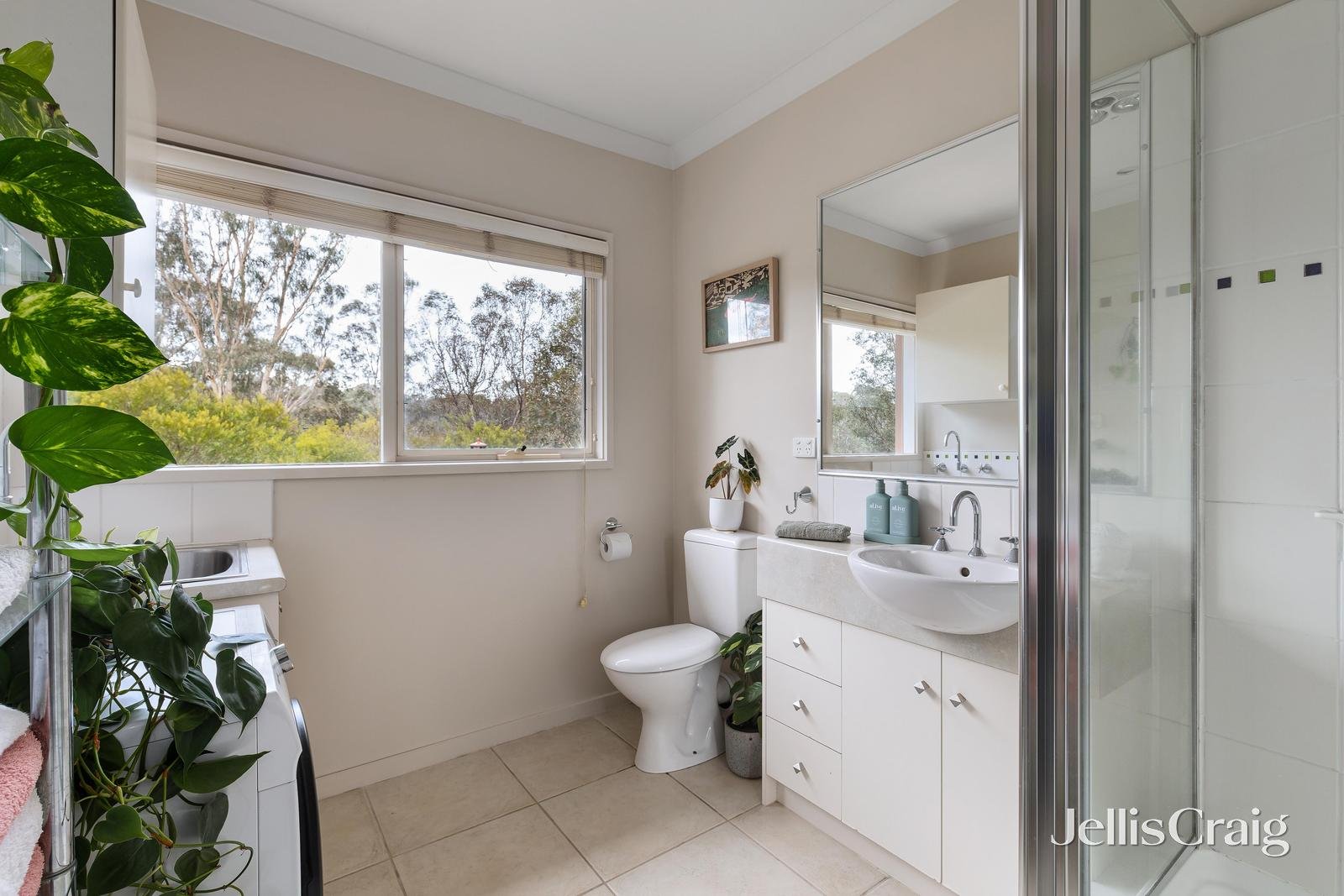 14B Milton Way, Hurstbridge image 13