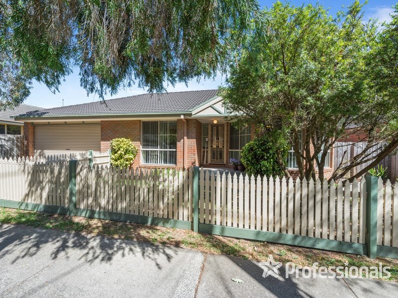 14B Parrs Road, Croydon image 1