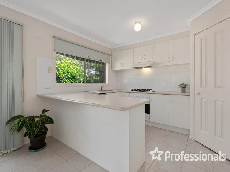 14B Parrs Road, Croydon image 5