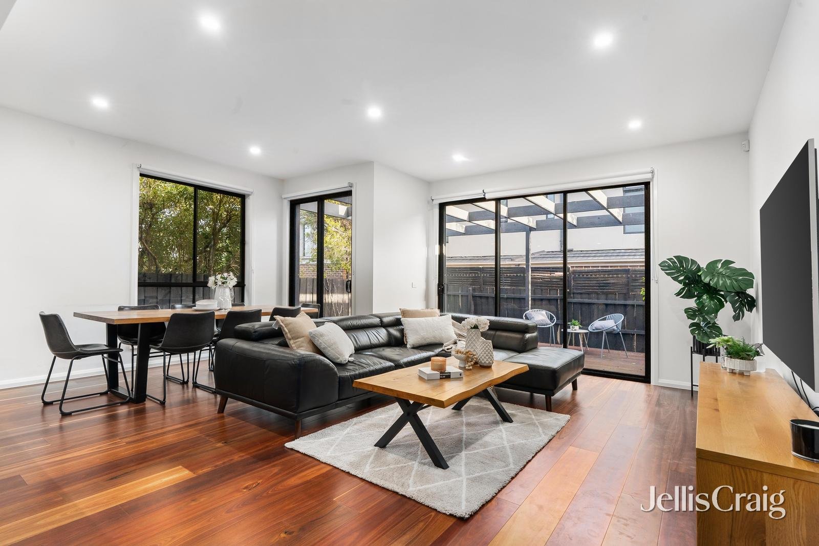 14B York Street, Bentleigh East image 2