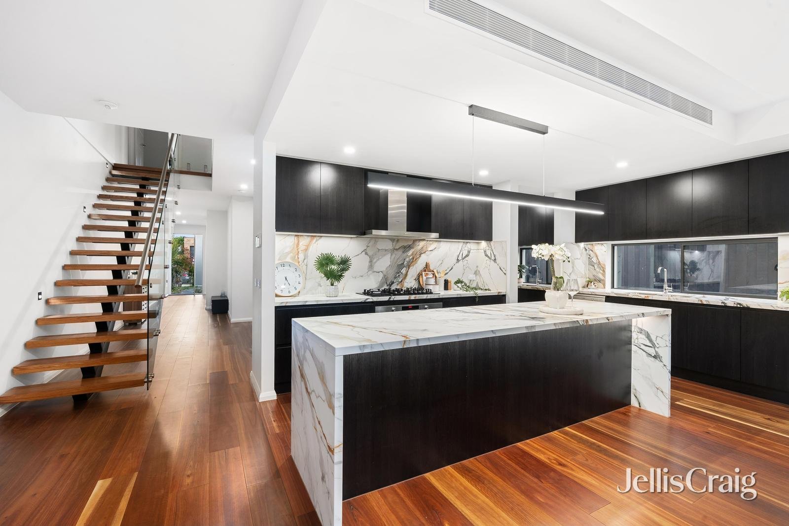 14B York Street, Bentleigh East image 4