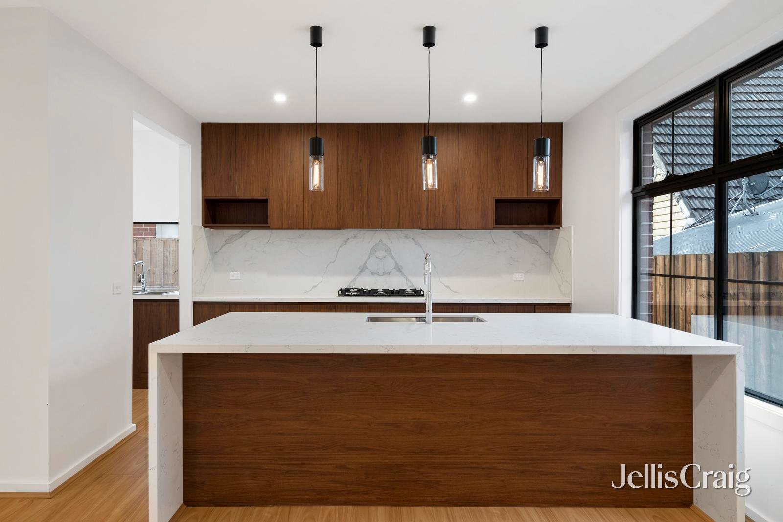 15 & 15A Shakespeare Avenue, Mooroolbark image 10