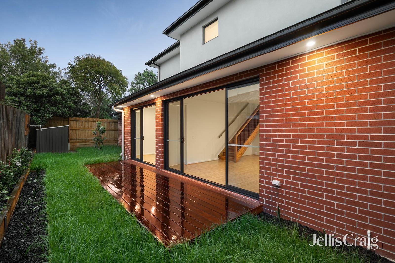 15 & 15A Shakespeare Avenue, Mooroolbark image 20