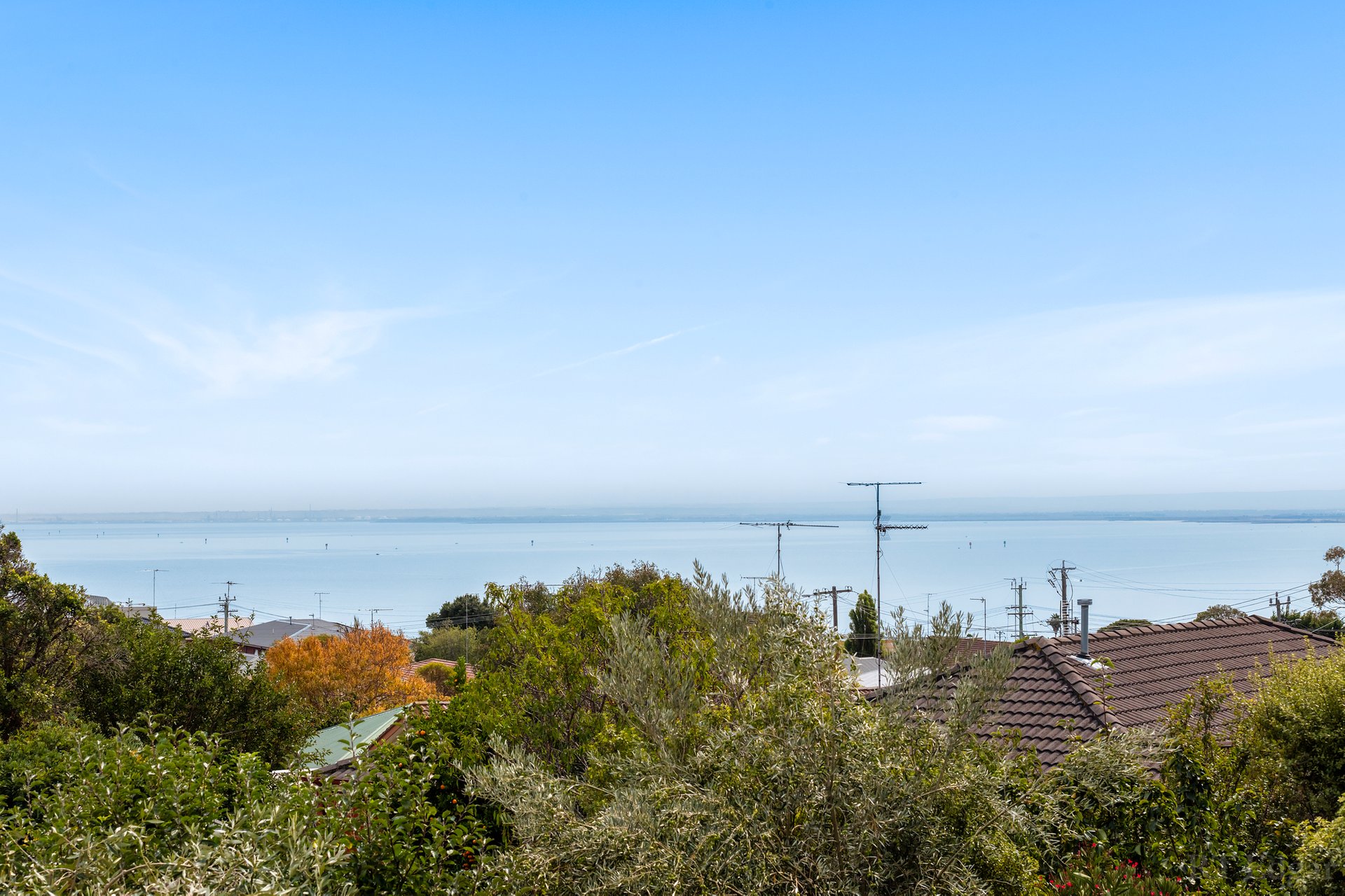 Property Gallery Thumbnail 3