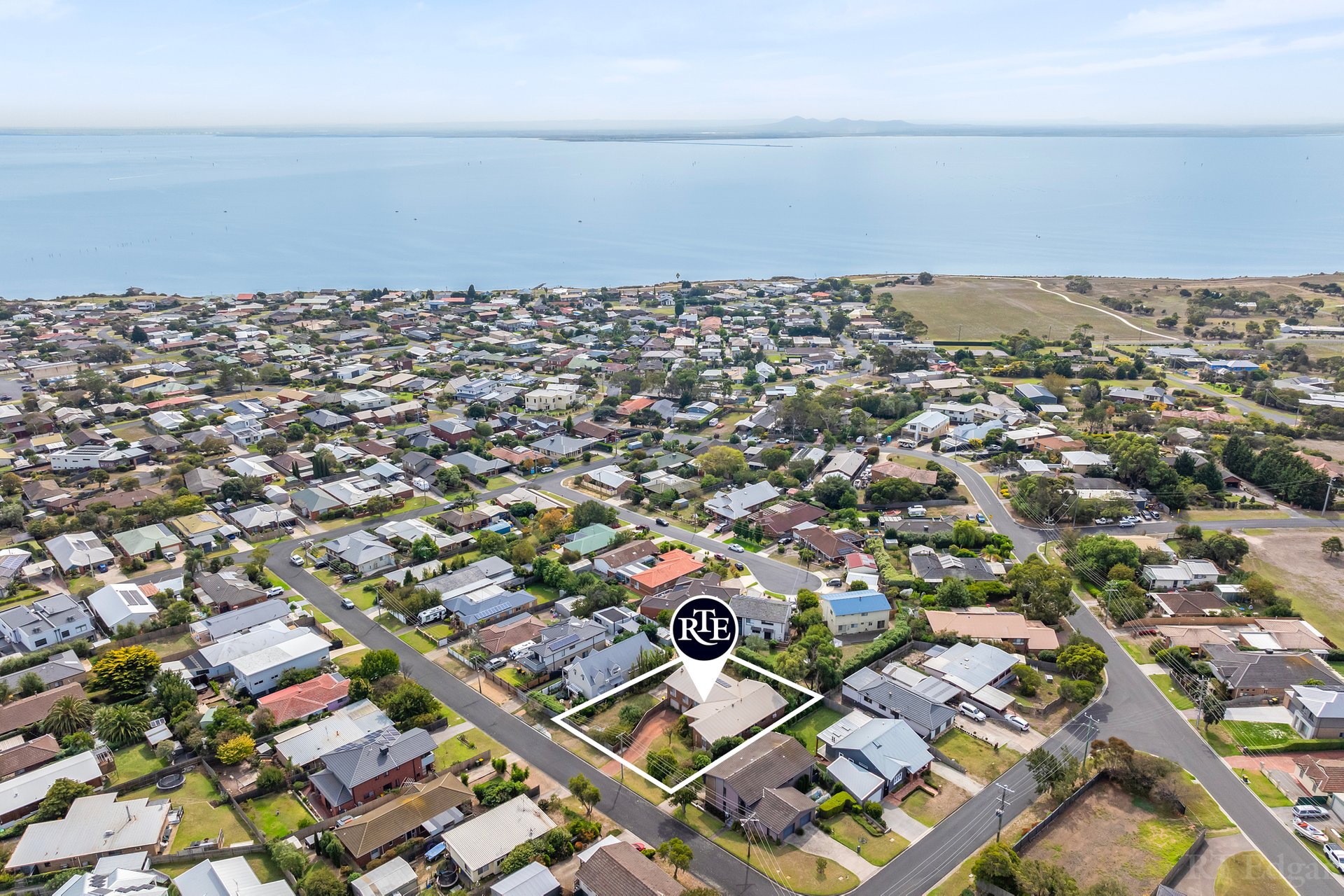 Property Gallery Thumbnail 17