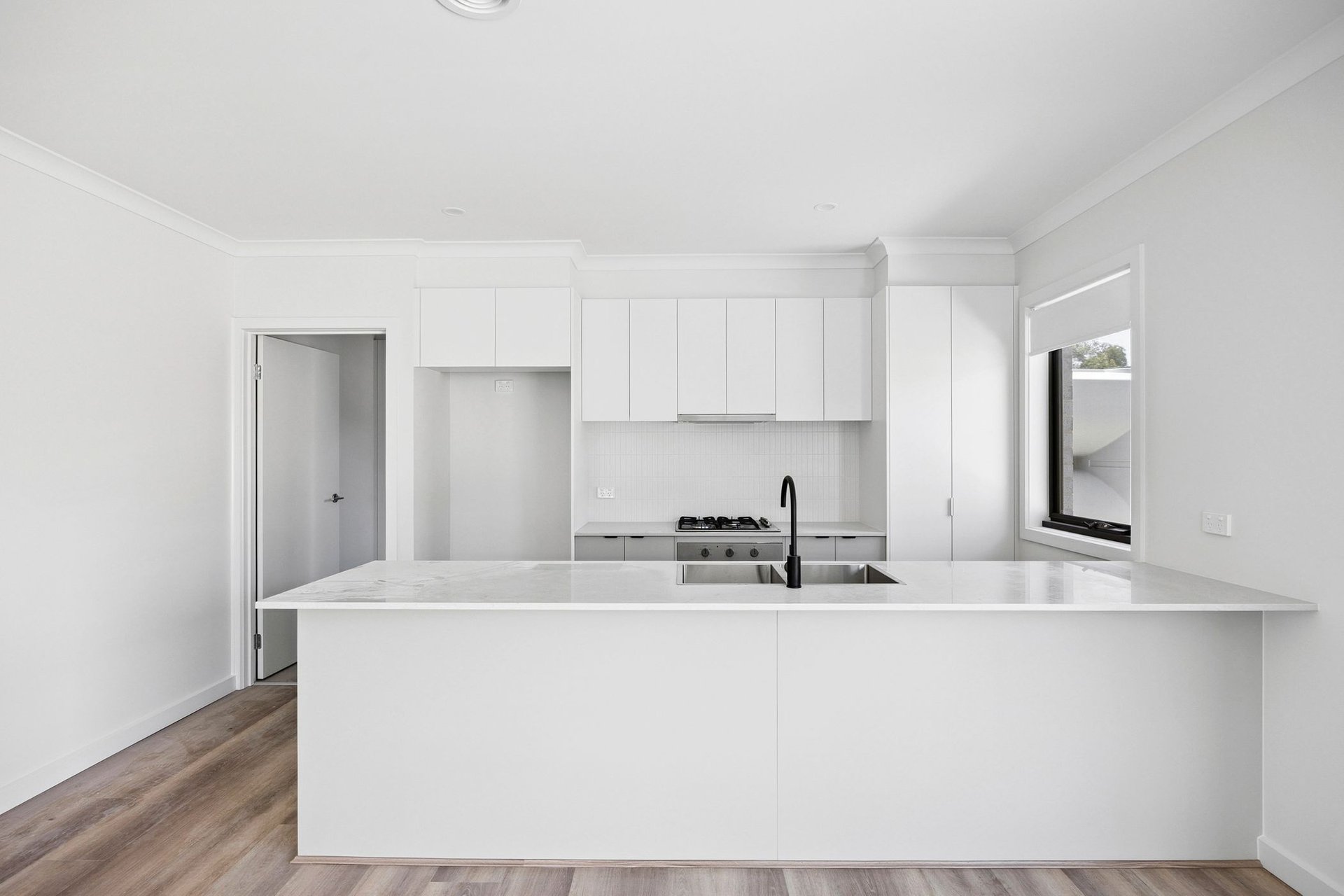 1/5-7 Glenburn Street, Newcomb image 3