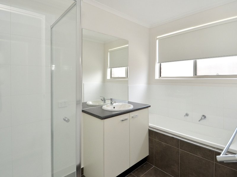 1/5-7 Lindel Street, Newcomb image 7