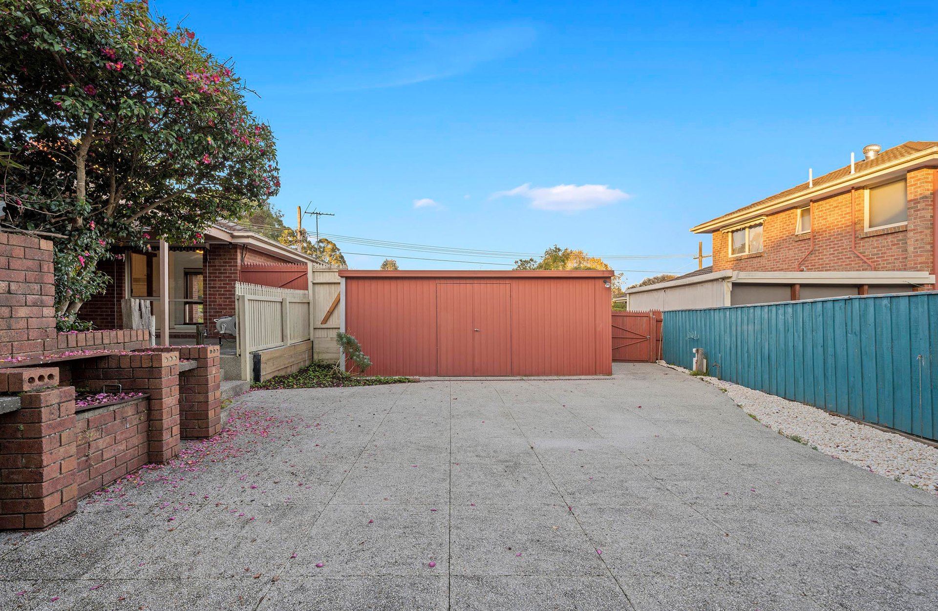 15 Alamein Avenue, Croydon image 11