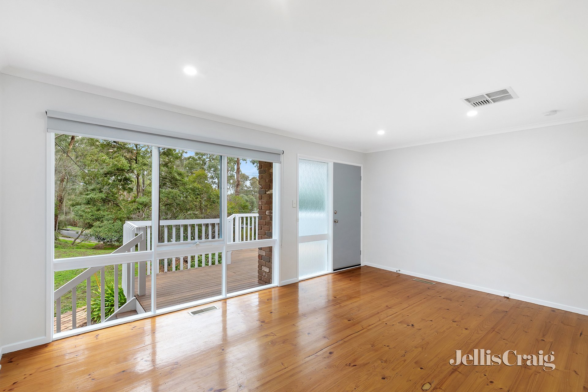 15 Albion Crescent, Greensborough image 2