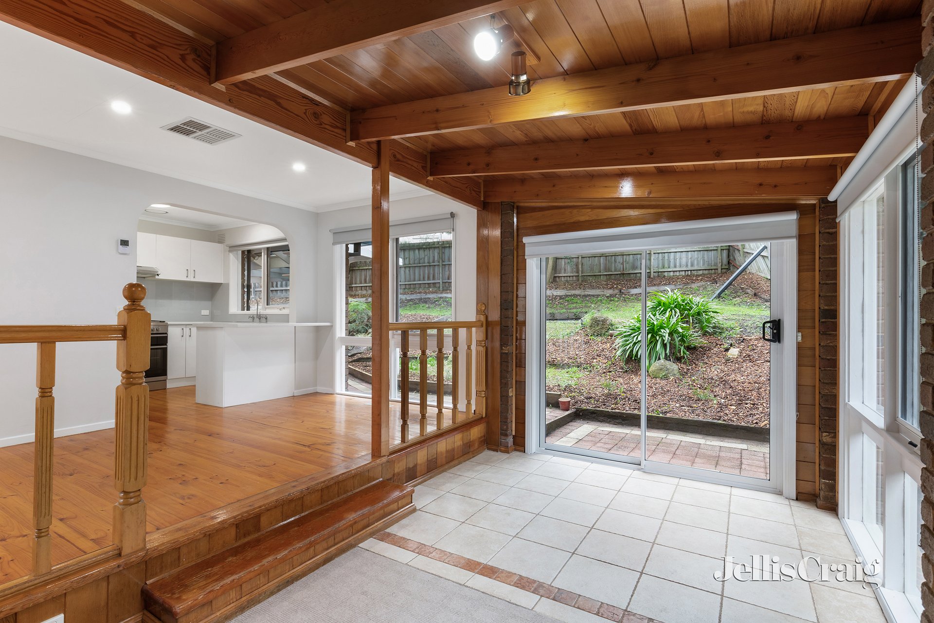 15 Albion Crescent, Greensborough image 5