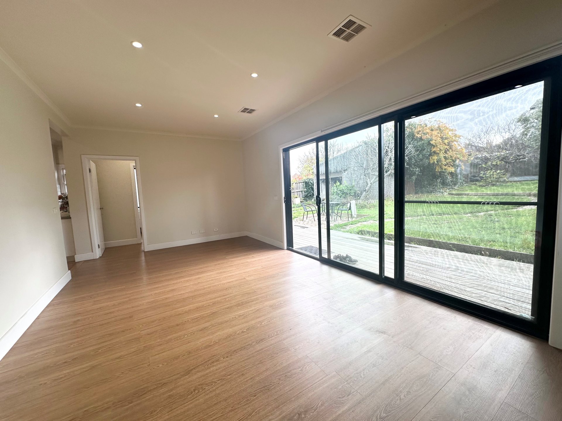 15 Alston Street, Thornbury image 7