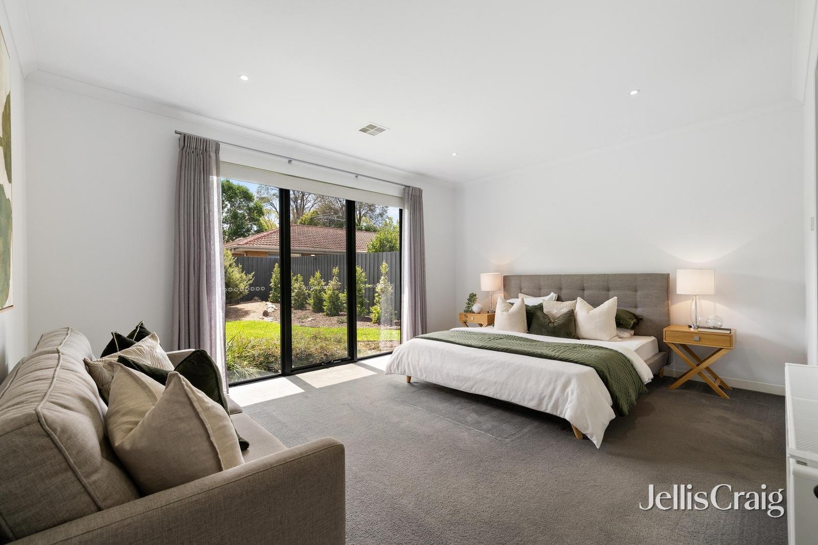 15 Alwyn Street, Mitcham image 7