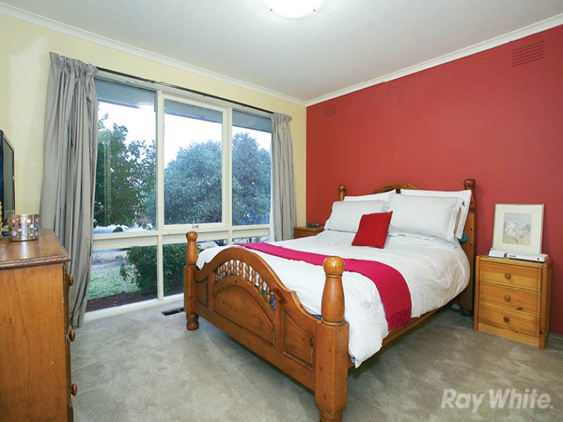 15 Amblecote Crescent, Mulgrave image 5