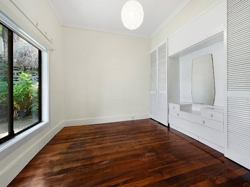 15 Anderson Street, Surrey Hills image 2