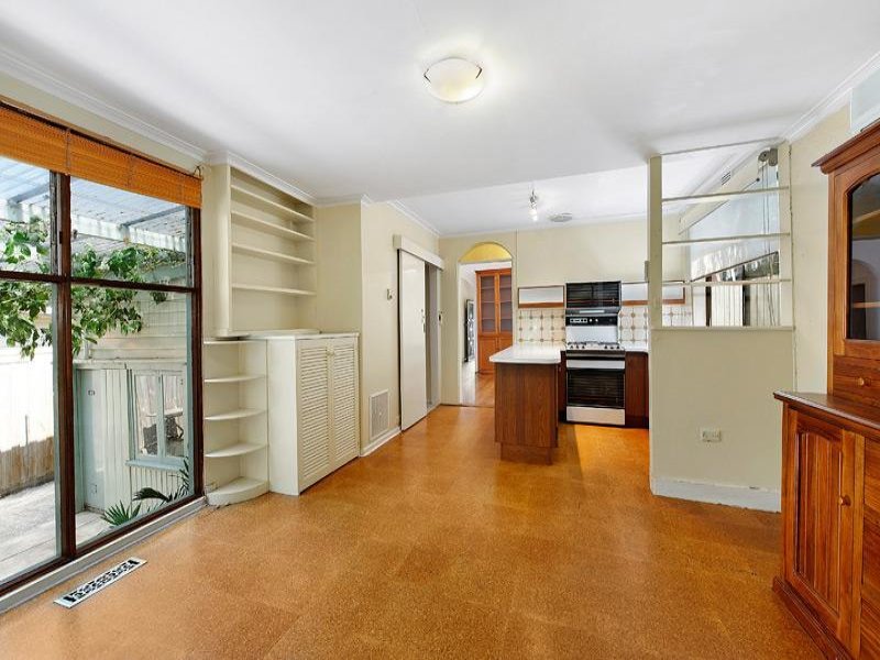 15 Anderson Street, Surrey Hills image 5