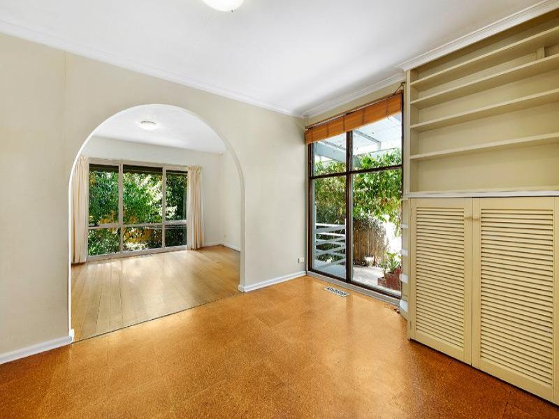 15 Anderson Street, Surrey Hills image 6
