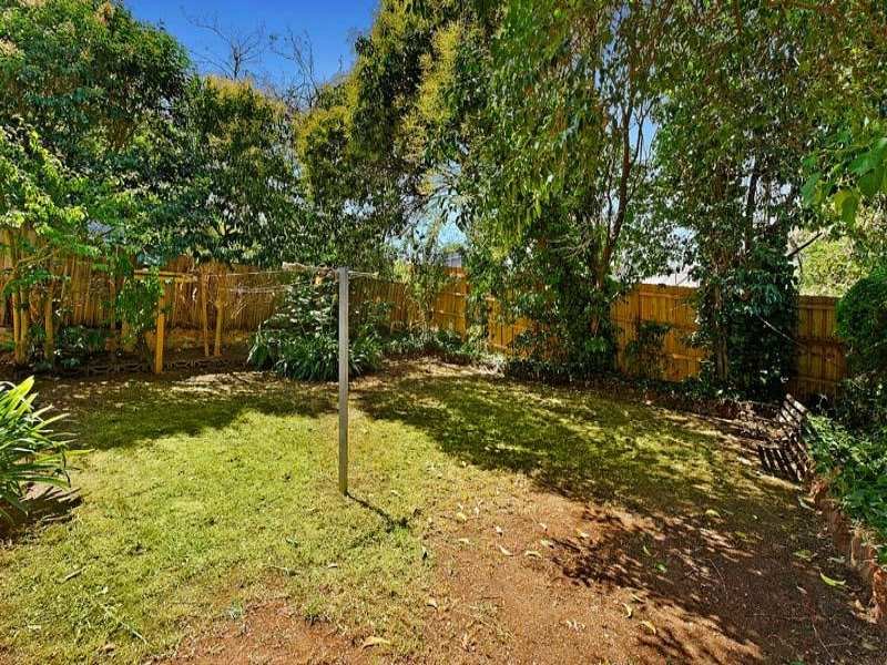 15 Anderson Street, Surrey Hills image 8