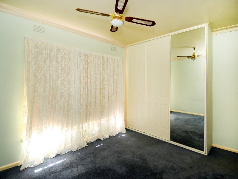 15 Apex Avenue, Belmont image 5
