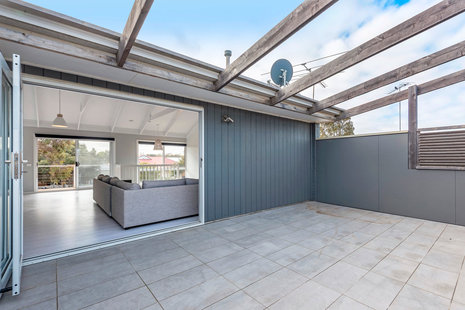 1 / 5 Arlia Mews Ocean Grove