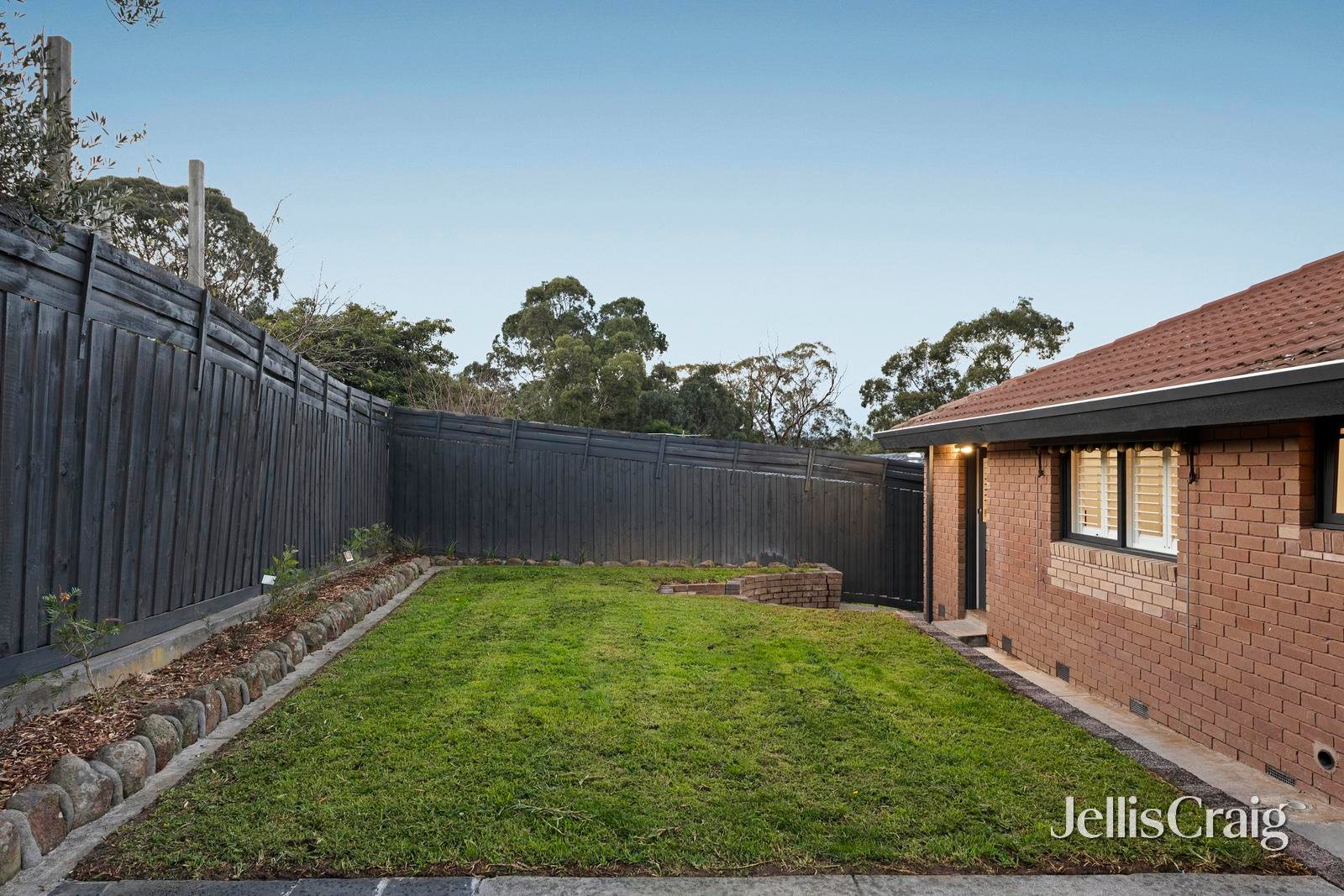15 Auriol Court, Greensborough image 20