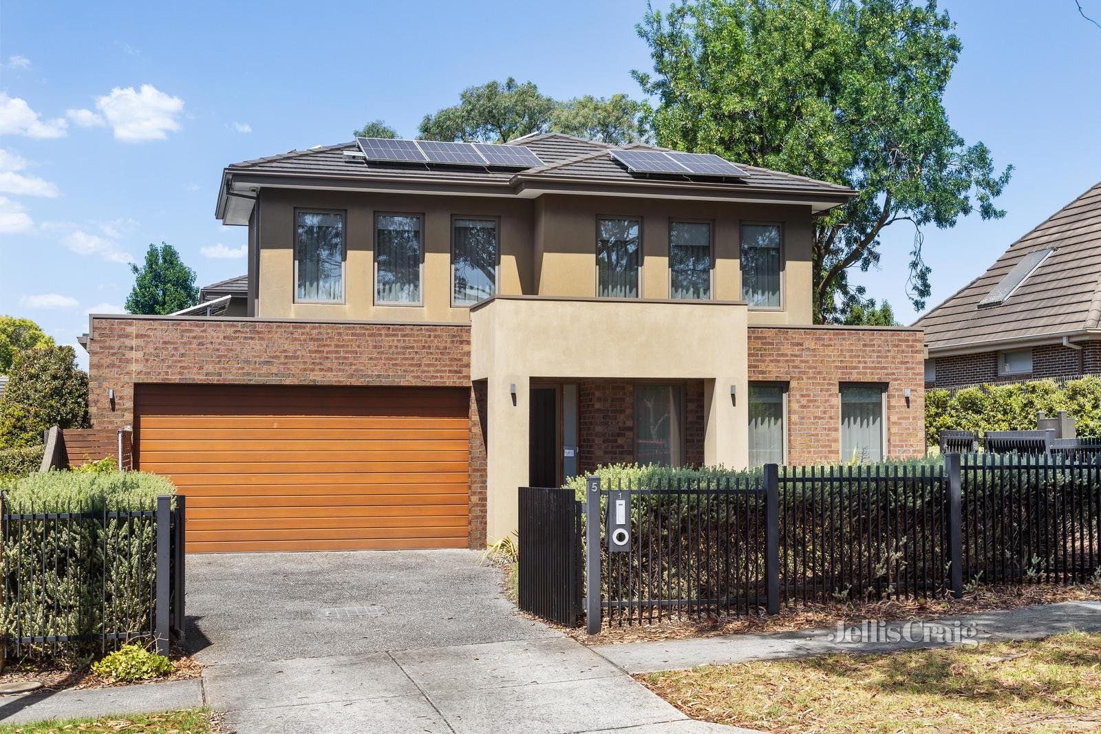 1/5 Baldwin Road, Blackburn image 1