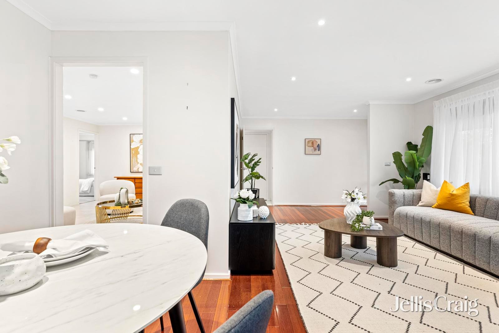 15 Balladonia Road, Rowville image 5