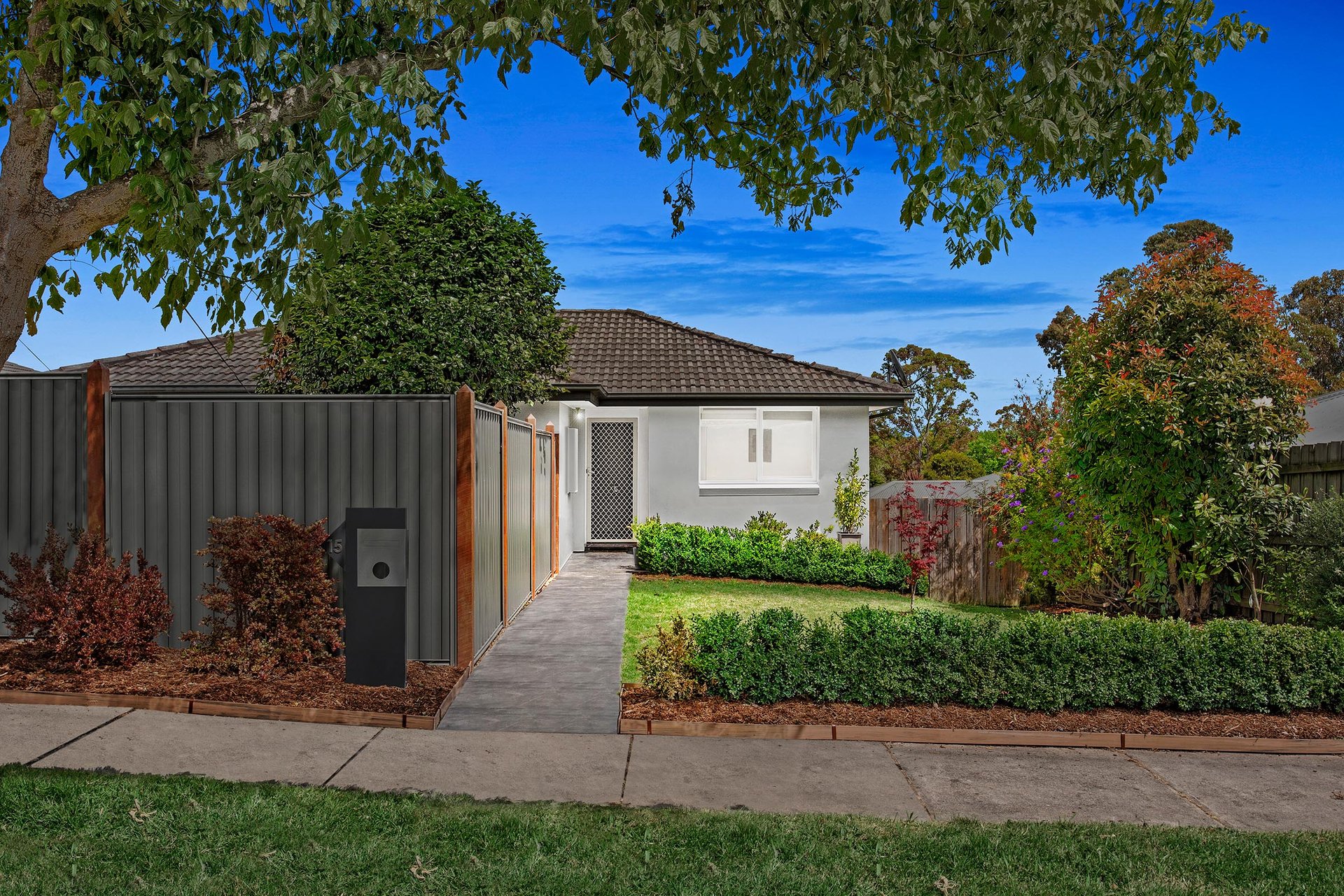 15 Balmoral Street, Kilsyth image 1