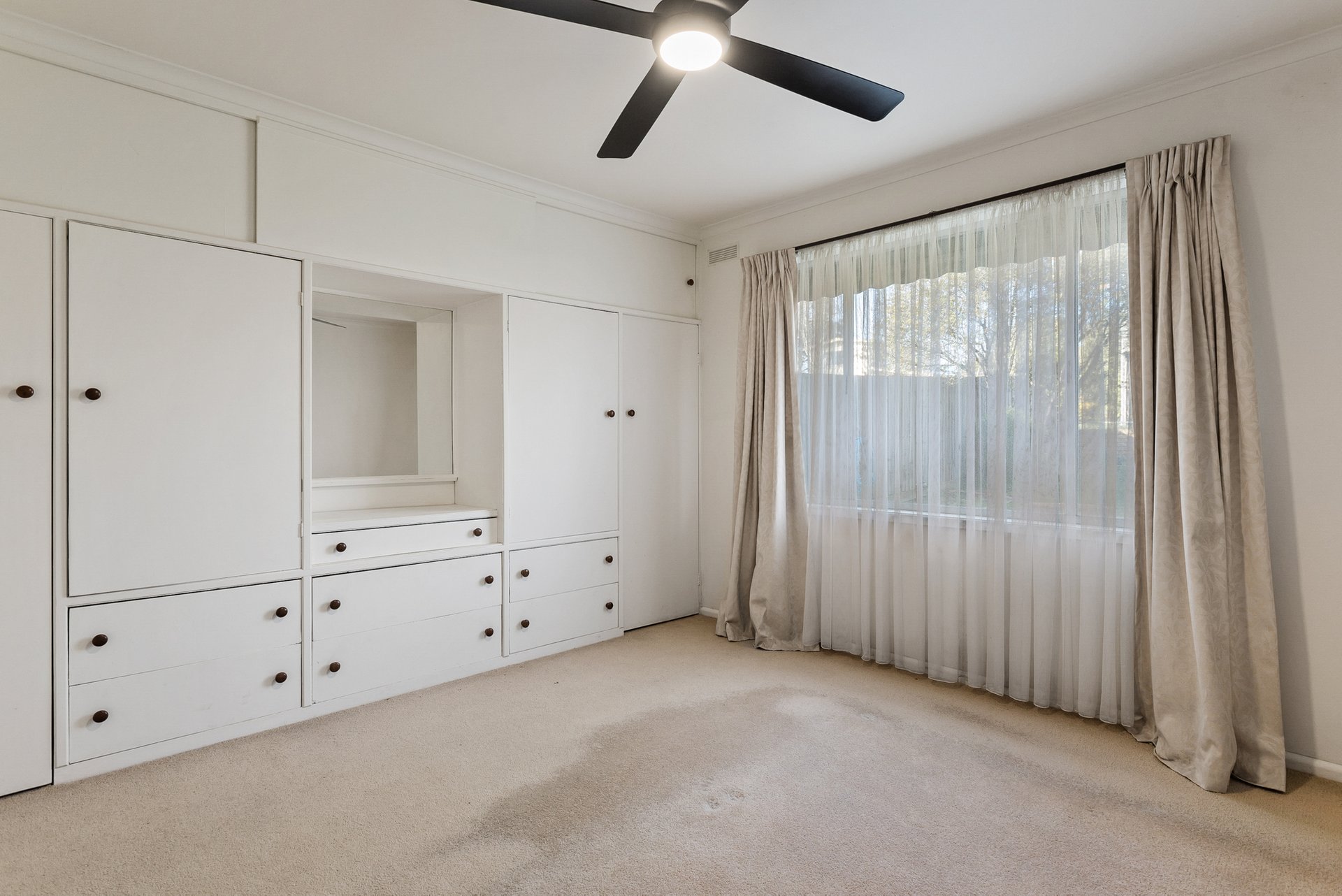 Property Gallery Thumbnail 5
