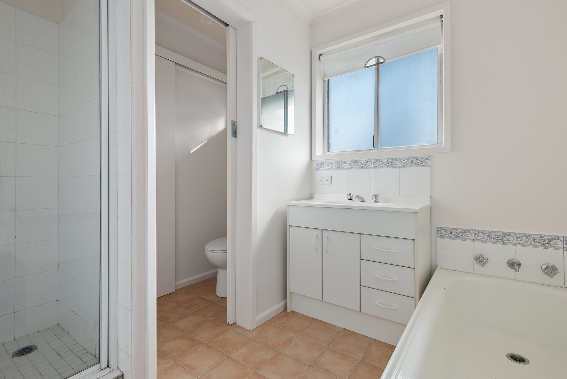 Property Gallery Thumbnail 6