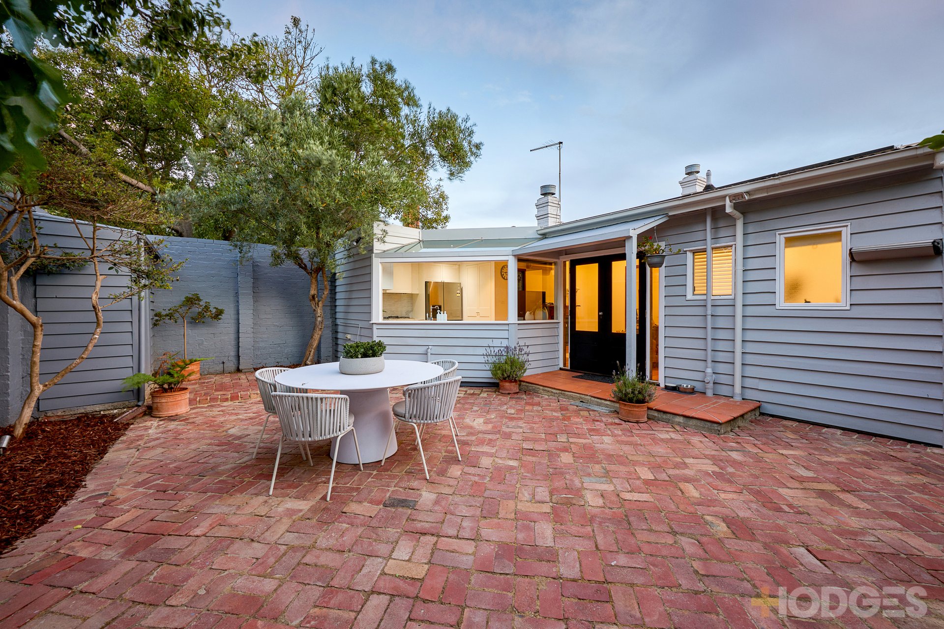 15 Bayview Crescent Black Rock