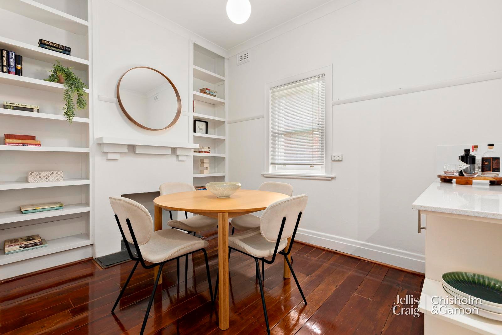 1/5 Beach Avenue, Elwood image 7